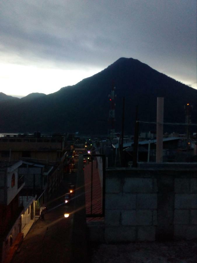 Hosteria Del Centro Santiago Atitlán Exterior foto